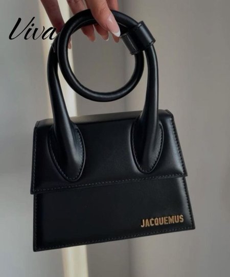 JACOUEMUS